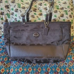 Coach Signature Stripe Multifunctional Tote